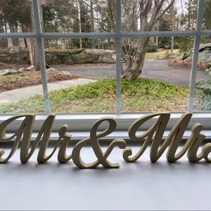 Mr. & Mrs. Wedding Sign